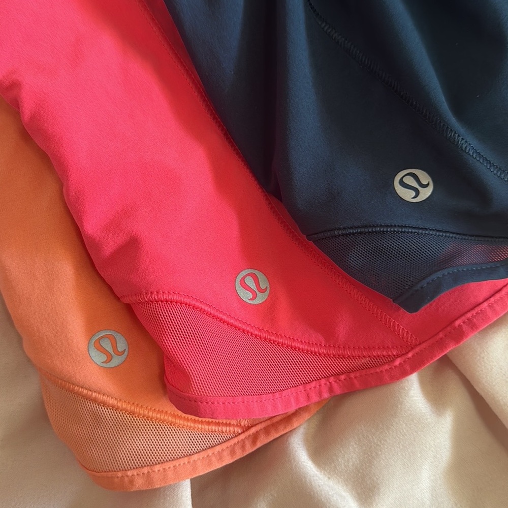 LULULEMON SHORTS  BUNDLE - Size 4